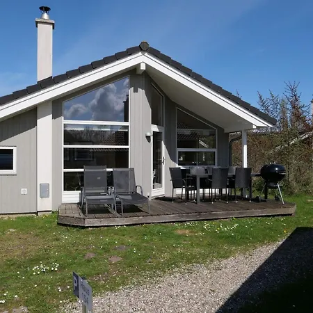 Semesterbostad Escape With Country Views Großenbrode